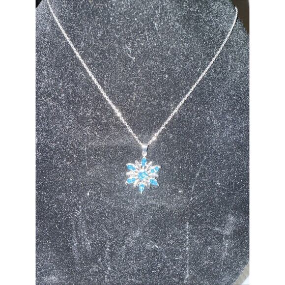 SnowFlake Necklace Pendant W Austrian Crystals Ice Blue - Picture 2 of 6